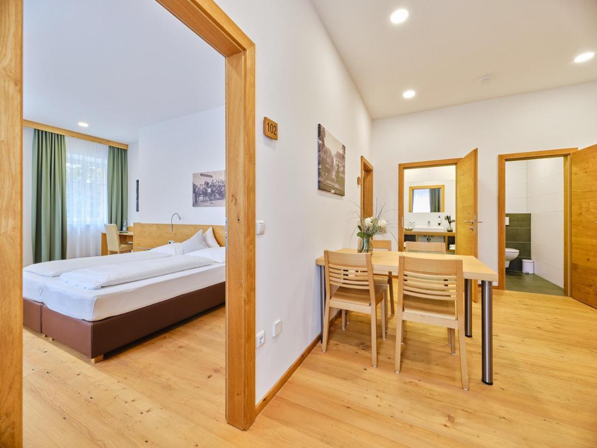 Hofwirthotel Sankt Martin im Innkreis ภายนอก รูปภาพ